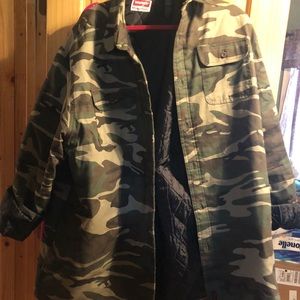 Wrangler camouflage jacket XL